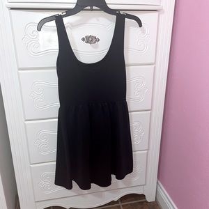 Forever 21 black dress